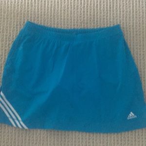 Adidas tennis skirt, M